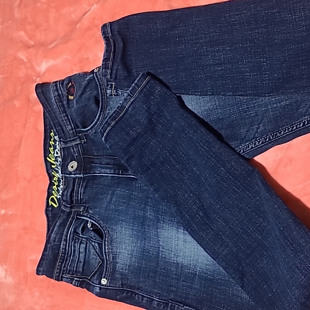 Desire Jeans Size 28